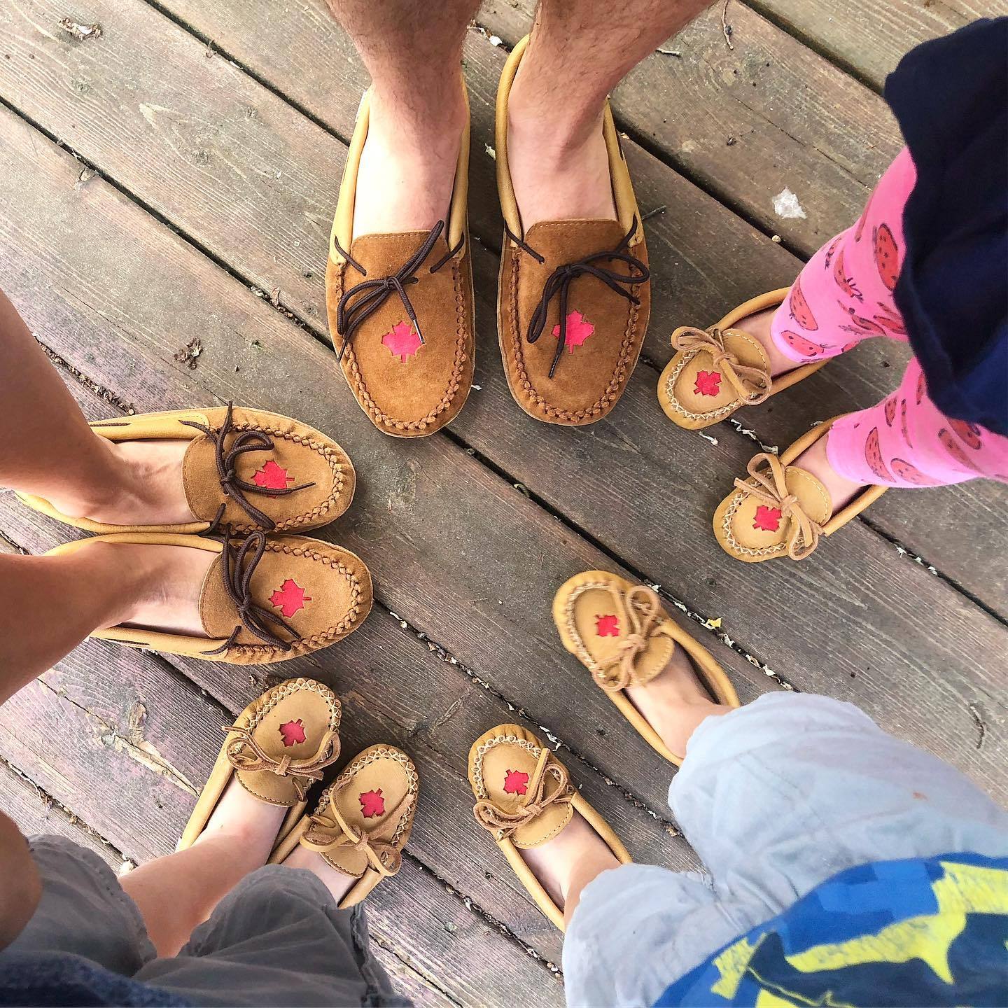 Minnetonka on sale children's moccasins